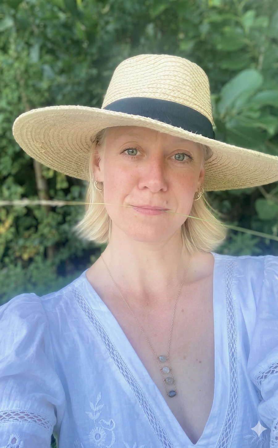 How Breathwork Supports Pelvic Floor Health and Body Awareness with